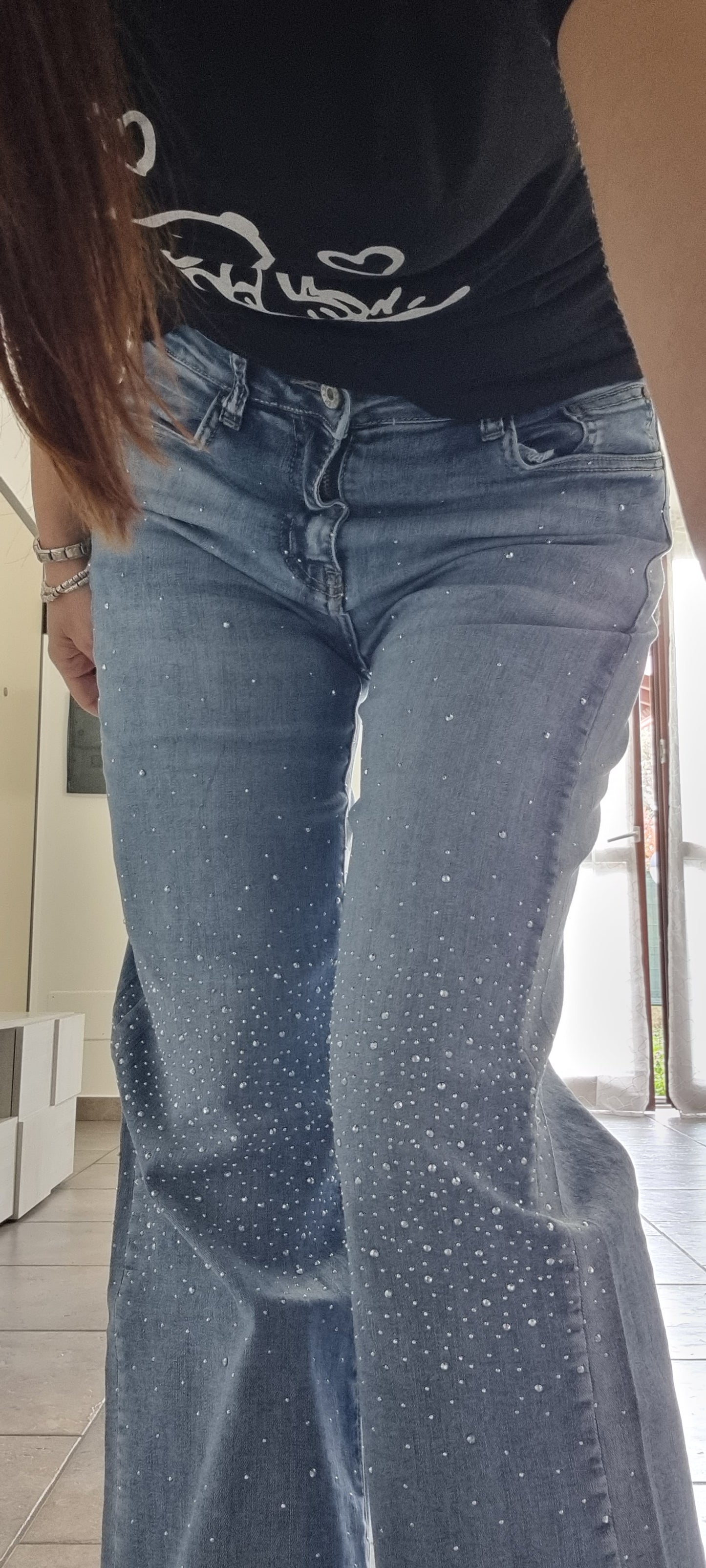 Jeans Modello Largo con Brillantini